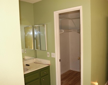 11235 Brockway Street - Photo Thumbnail 12