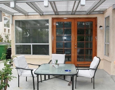 1633 Calle Las Casas - Photo Thumbnail 8