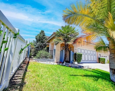 1633 Calle Las Casas - Photo Thumbnail 19