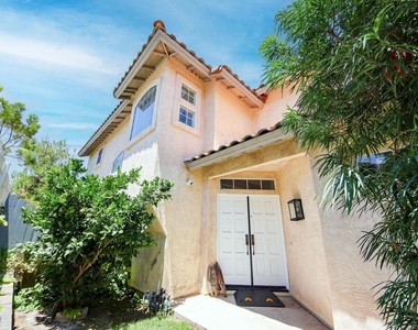 1633 Calle Las Casas - Photo Thumbnail 3
