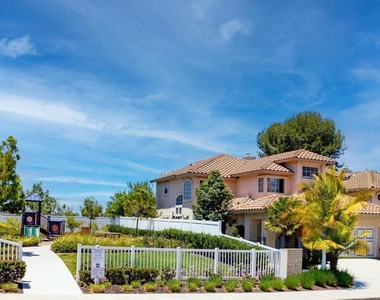 1633 Calle Las Casas - Photo Thumbnail 1