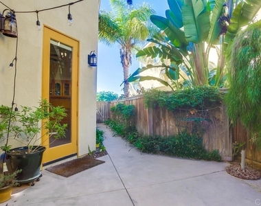 421 N Cedros Ave - Photo Thumbnail 44