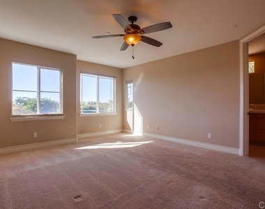 421 N Cedros Ave - Photo Thumbnail 25
