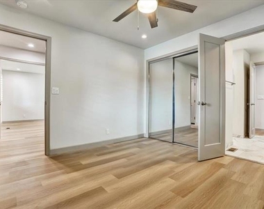 3283 Fronda Drive - Photo Thumbnail 18
