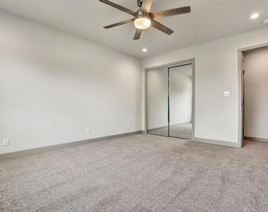 3283 Fronda Drive - Photo Thumbnail 8
