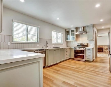 3283 Fronda Drive - Photo Thumbnail 24