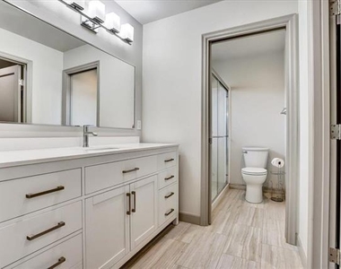 3283 Fronda Drive - Photo Thumbnail 3