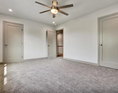 3283 Fronda Drive - Photo Thumbnail 11