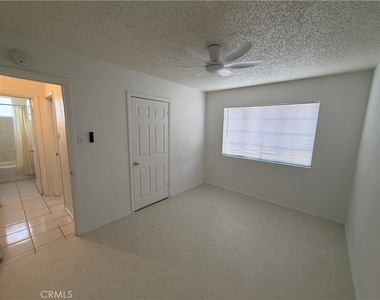 322 Maxine Avenue - Photo Thumbnail 13