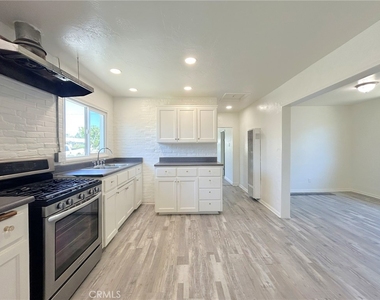 1115 Herald Street - Photo Thumbnail 6