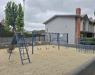 16578 Montego Way - Photo Thumbnail 20