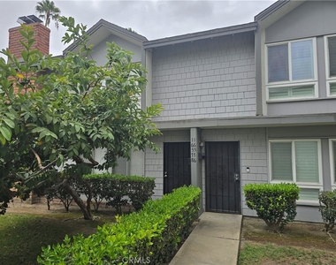16578 Montego Way - Photo Thumbnail 1