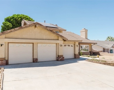 41201 Laidlaw Lane - Photo Thumbnail 2