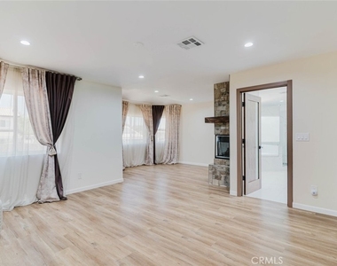 41201 Laidlaw Lane - Photo Thumbnail 25