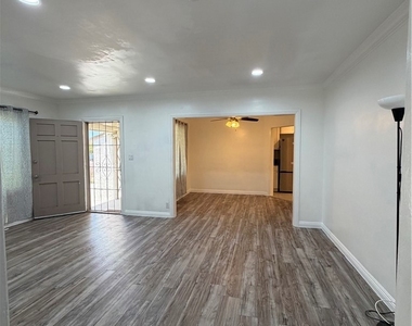 11521 Mines Boulevard - Photo Thumbnail 2