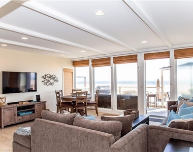 35 A Surfside - Photo Thumbnail 3