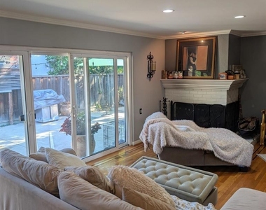 4017 Silver St - Photo Thumbnail 14