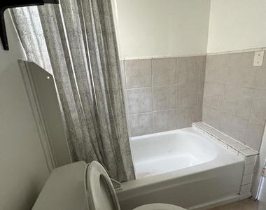 3244 Ellis St - Photo Thumbnail 3