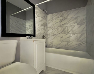 837 S Ardmore Avenue - Photo Thumbnail 8