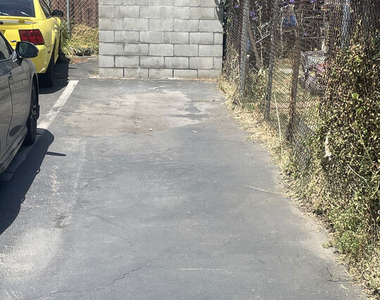 849 N Garfield Avenue - Photo Thumbnail 25