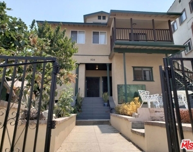826 S Park View Street - Photo Thumbnail 5