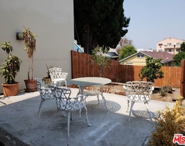 826 S Park View Street - Photo Thumbnail 4