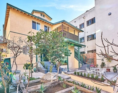826 S Park View Street - Photo Thumbnail 8