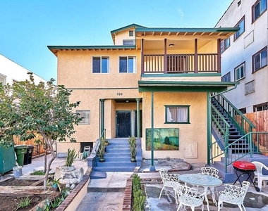 826 S Park View Street - Photo Thumbnail 13