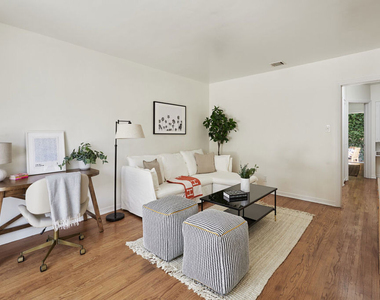 938 N Wetherly Drive - Photo Thumbnail 7