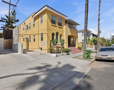 3611 W 4th Street - Photo Thumbnail 14