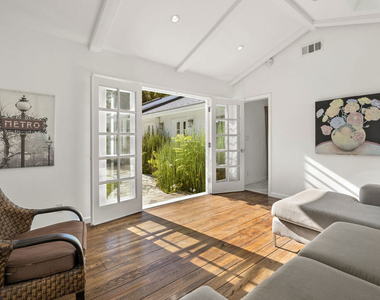 2761 Hutton Drive - Photo Thumbnail 19