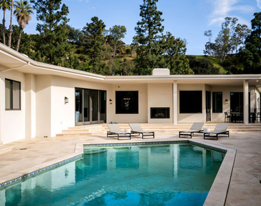 1845 Loma Vista Drive - Photo Thumbnail 34