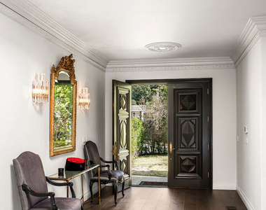 1845 Loma Vista Drive - Photo Thumbnail 7