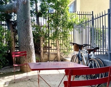 922 N Hudson Avenue - Photo Thumbnail 13