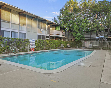 11131 Rose Avenue - Photo Thumbnail 11