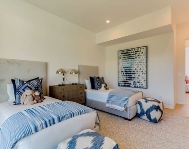 12119 Travis Street - Photo Thumbnail 12