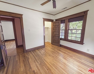 216 Mount Washington Drive - Photo Thumbnail 19
