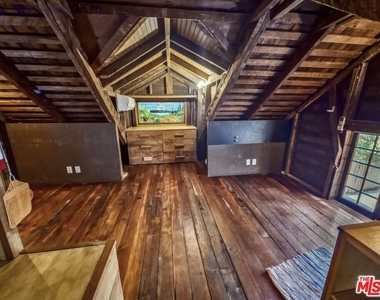 216 Mount Washington Drive - Photo Thumbnail 34