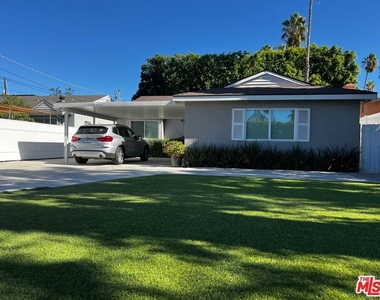 5740 Vantage Avenue - Photo Thumbnail 19