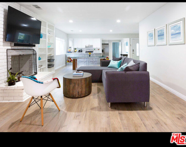 5740 Vantage Avenue - Photo Thumbnail 5