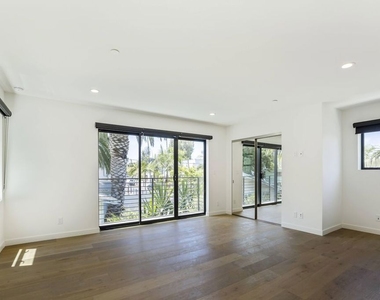 538 Vernon Avenue - Photo Thumbnail 23