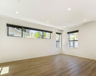 538 Vernon Avenue - Photo Thumbnail 26