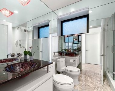 3007 Ocean Front Walk - Photo Thumbnail 17