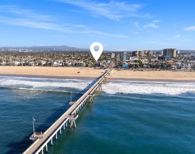 3007 Ocean Front Walk - Photo Thumbnail 1