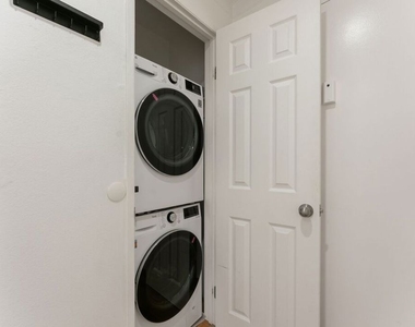 9061 Keith Avenue - Photo Thumbnail 11