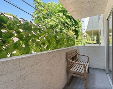 9061 Keith Avenue - Photo Thumbnail 12
