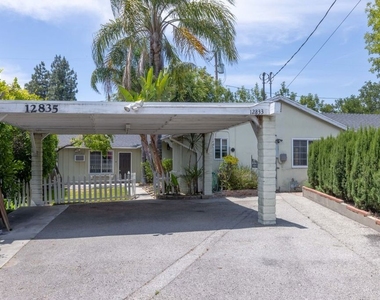 12835 Delano Street - Photo Thumbnail 13