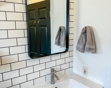 12835 Delano Street - Photo Thumbnail 11
