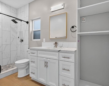 7105 Hoffman Ave - Photo Thumbnail 4