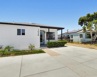 1038 Oaklawn - Photo Thumbnail 3
